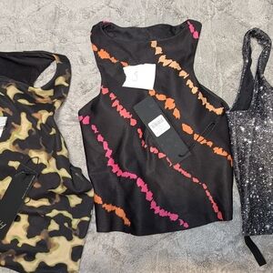 Reseller’s dream!This bundle three (3) brand 𝖭𝖶𝖳 Wear It to 𝖧𝖤𝖠𝖱𝖳